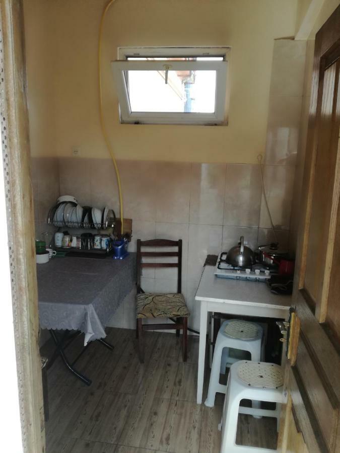 Guest House Nino Μπατούμι Εξωτερικό φωτογραφία